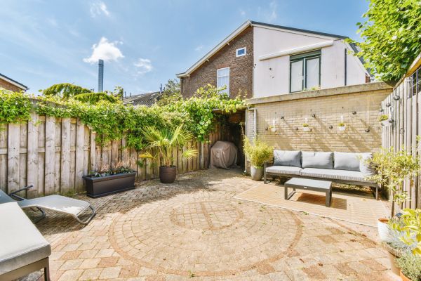 Courtyard Patio Service in Bowie